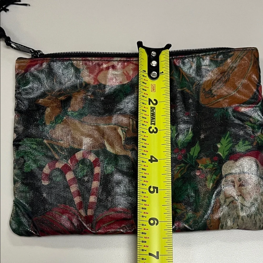 Nordic House Design Festive Christmas Print Zip Pouch - Black / Green